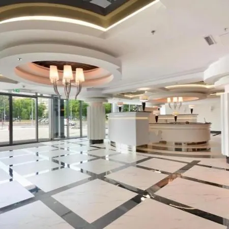 Hanza Tower 23 Deluxe & Pool Appartement *